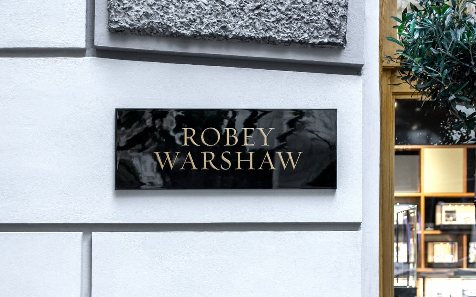 Robey Warshaw | Banking & Investment Branding | Steve Edge Design